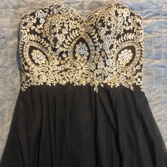 Black prom dress with gold bead detail - Picture 2 of 3